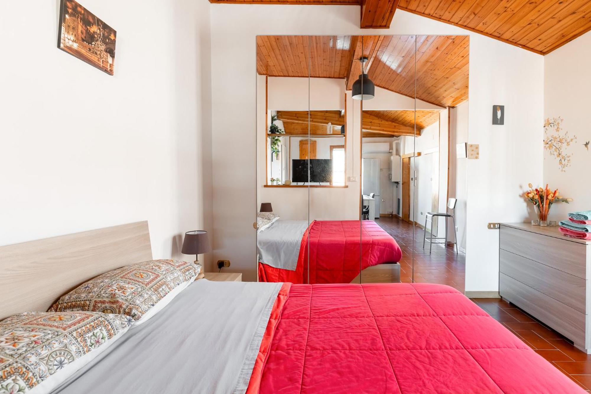 Social Costa-Holiday & Business Apartment Bologna Bagian luar foto